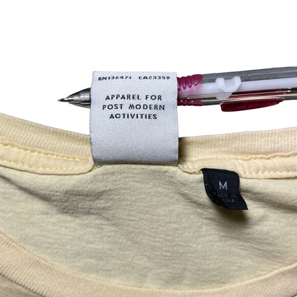 Deus Ex Machina Miyagi Caps Tee Shirt Spellout Yellow Faded Motorcycle Medium - Picture 4 of 9